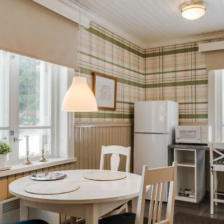 Pikkupehtoori By Interhome